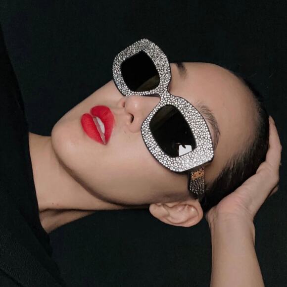 New, LOEWE Sunglasses LW4114IS 90A Authentic - Picture 16 of 16